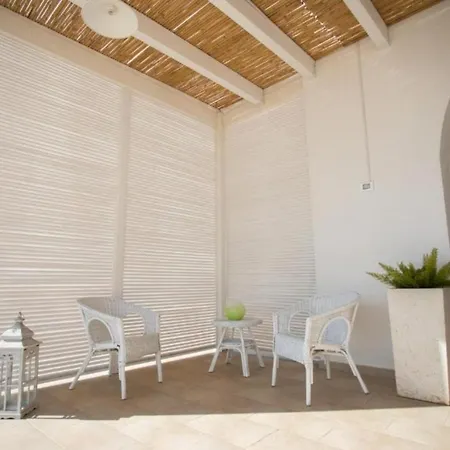 Vila Rebecca *